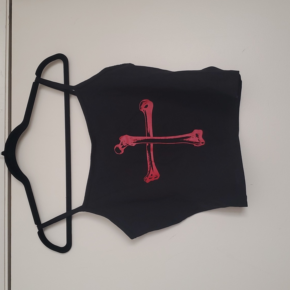Hot Topic Black and Red Mesh Crop Top - Picture 13 of 16